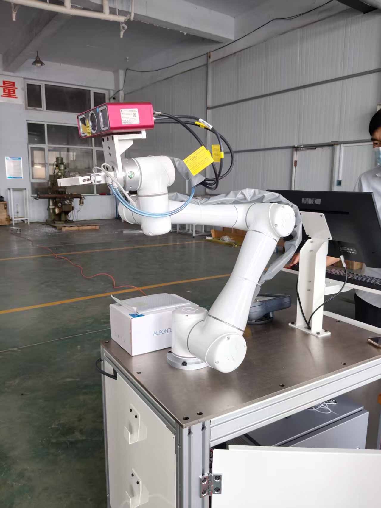 3D相機(jī)+協(xié)作機(jī)器�?8.jpg 3D相機(jī)+協(xié)作機(jī)器�?8.jpg